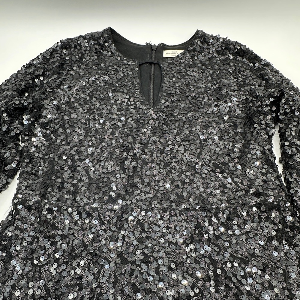 Abercrombie women’s Black Sequin 3/4 sleeve Dress Size Large